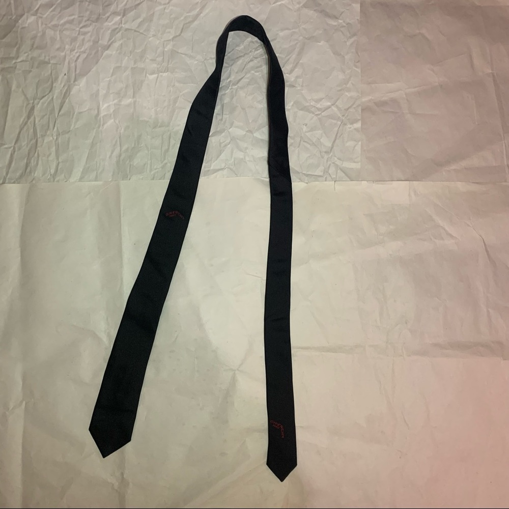 Givenchy tie - Picture 2 of 9